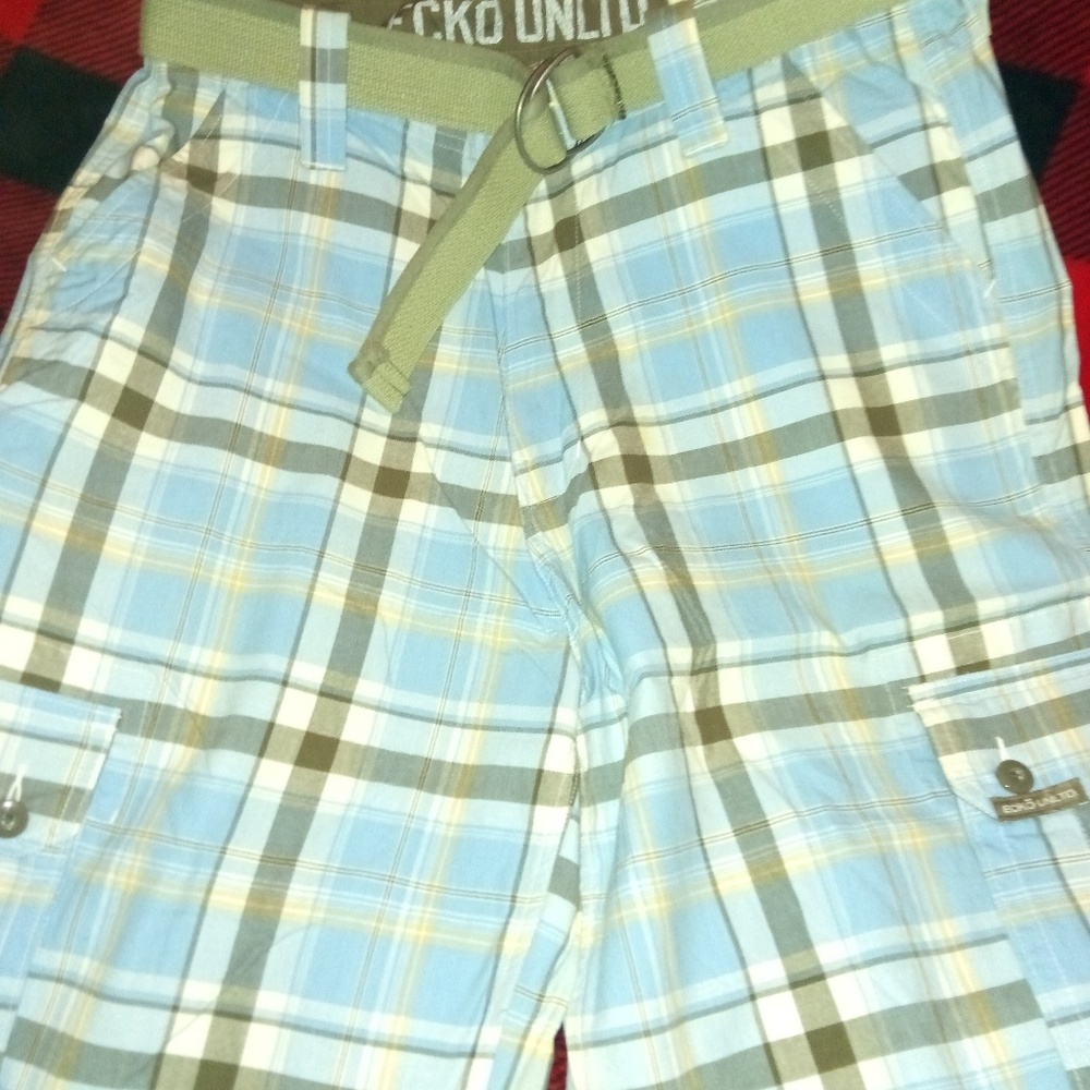Ecko size 34 plaid shorts
